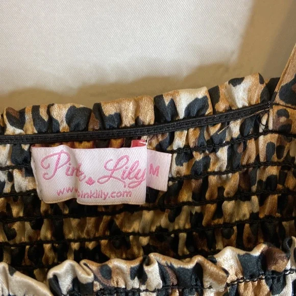 Pink Lily Leopard Print Smocked Bow Tie Dress - Picture 6 of 8